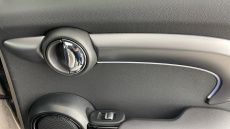 MINI Hatchback 1.5 Cooper Exclusive 5dr Auto [Comfort Pack] Petrol Hatchback